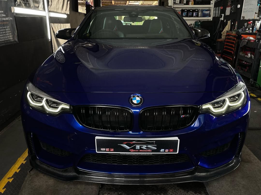 BMW M4 CS